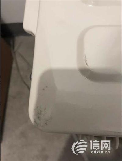 花1万多买的空调是返修机?大金最终调换了一台