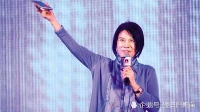 董明珠的大金手机:奇葩开机画面、强制员工使用、三代长得像红米