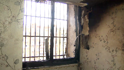 突发!大金空调外机又着火了!这回把乌先生家烧了!