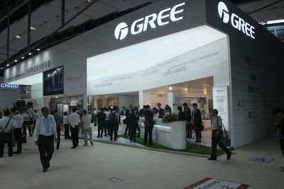 大金空调夏天不制冷 冬天不制热 三年里来了四个师傅都没修