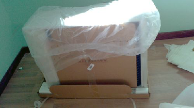 大金空调安装不当泡坏地板 7000元损失仅赔400-中新