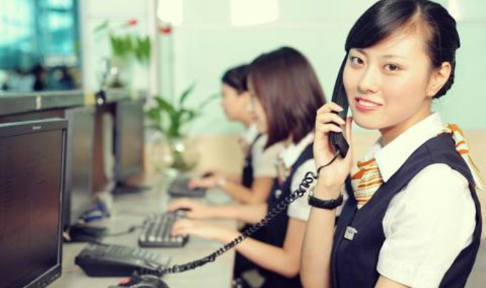 为什么电热水器里的水混浊发白 ？